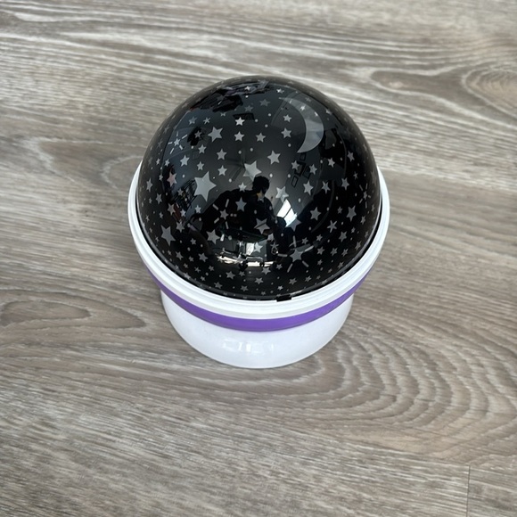 Star projector night light - Picture 3 of 4